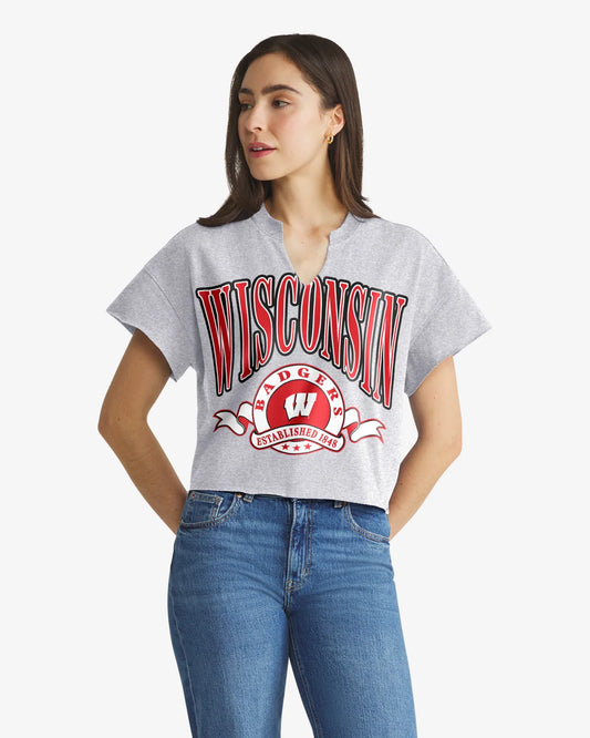 WISCONSIN BADGERS BANNERS OUT '47 OVERSIZED NOTCH NECK TEE WOMENS
