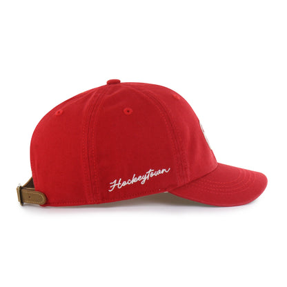 DETROIT RED WINGS CHAIN SIDE STITCH '47 CLEAN UP SHORT VISOR