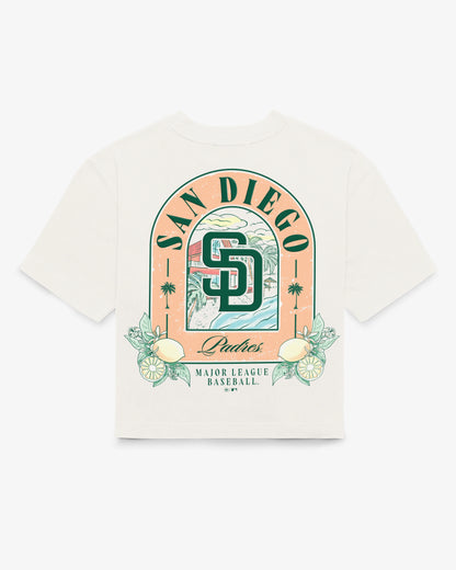 SAN DIEGO PADRES VACAY SCENES BACKER '47 REED CITY TEE WOMENS