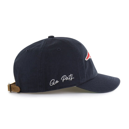 NEW ENGLAND PATRIOTS CHAIN SIDE STITCH '47 CLEAN UP SHORT VISOR
