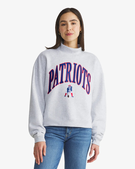 NEW ENGLAND PATRIOTS HISTORIC VANTAGE '47 WOMEN'S MOCK NECK PULLOVER