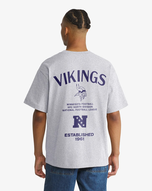 MINNESOTA VIKINGS CONSTANTINE '47 FOUNDATION TEE