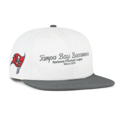 TAMPA BAY BUCCANEERS SCRIPT STACK '47 CAPTAIN RL RELAXED